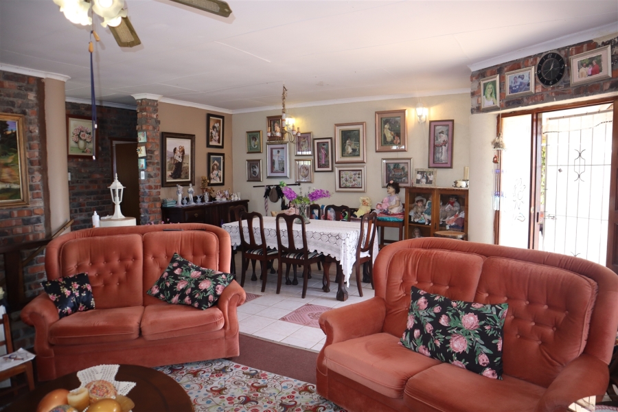 Commercial Property for Sale in Kabeljauws Eastern Cape